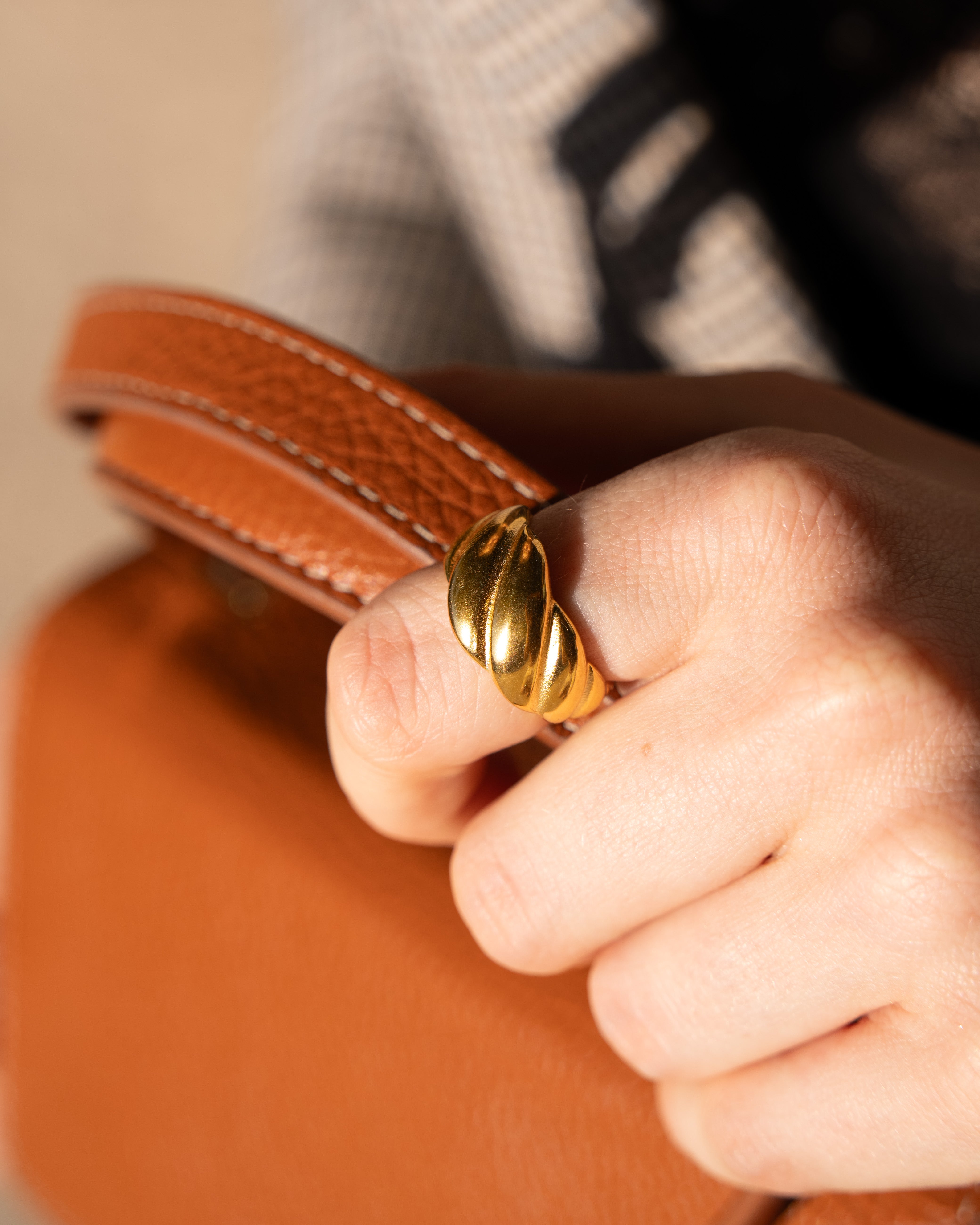Petit Croissant Ring, Medium Model